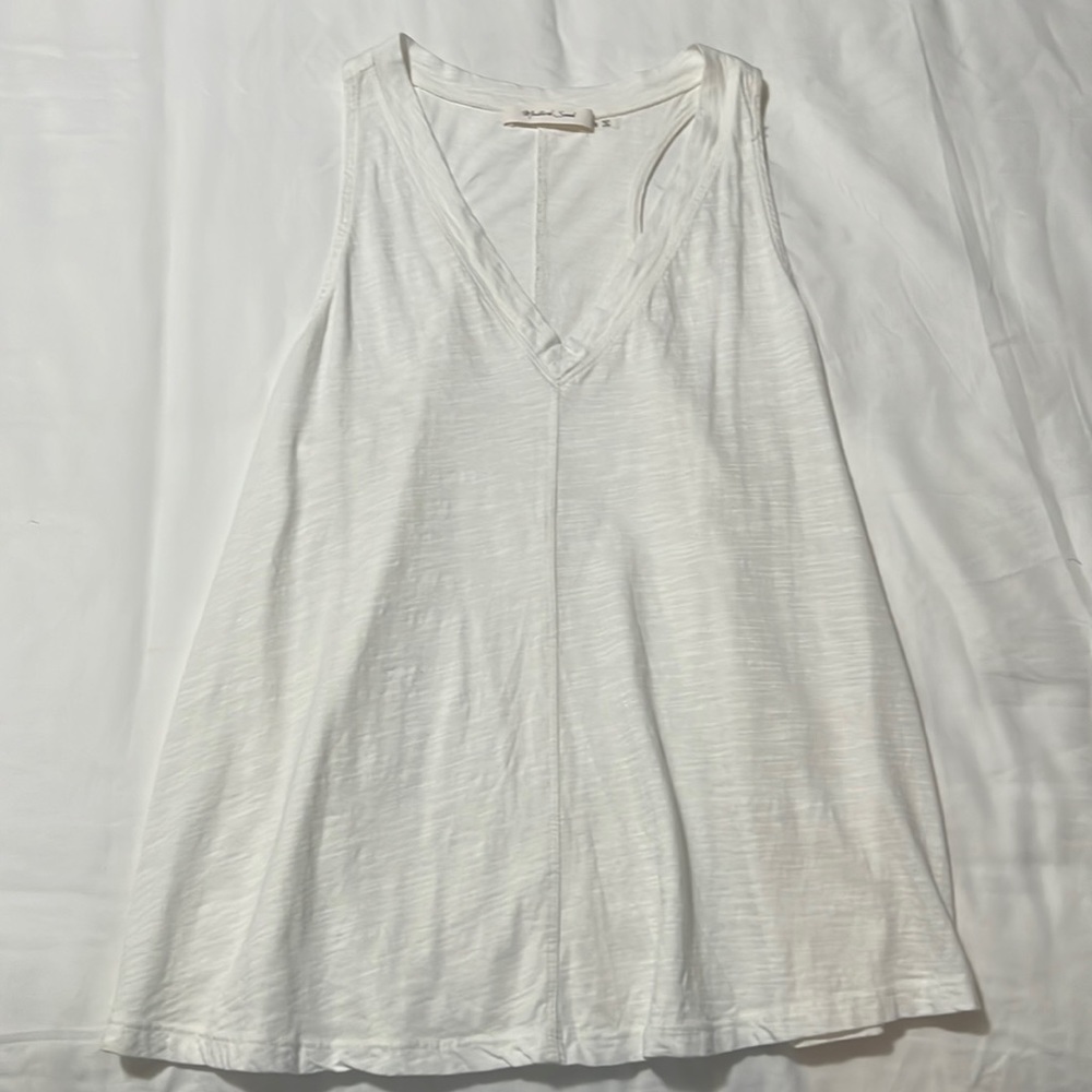 Vici Collection white tank